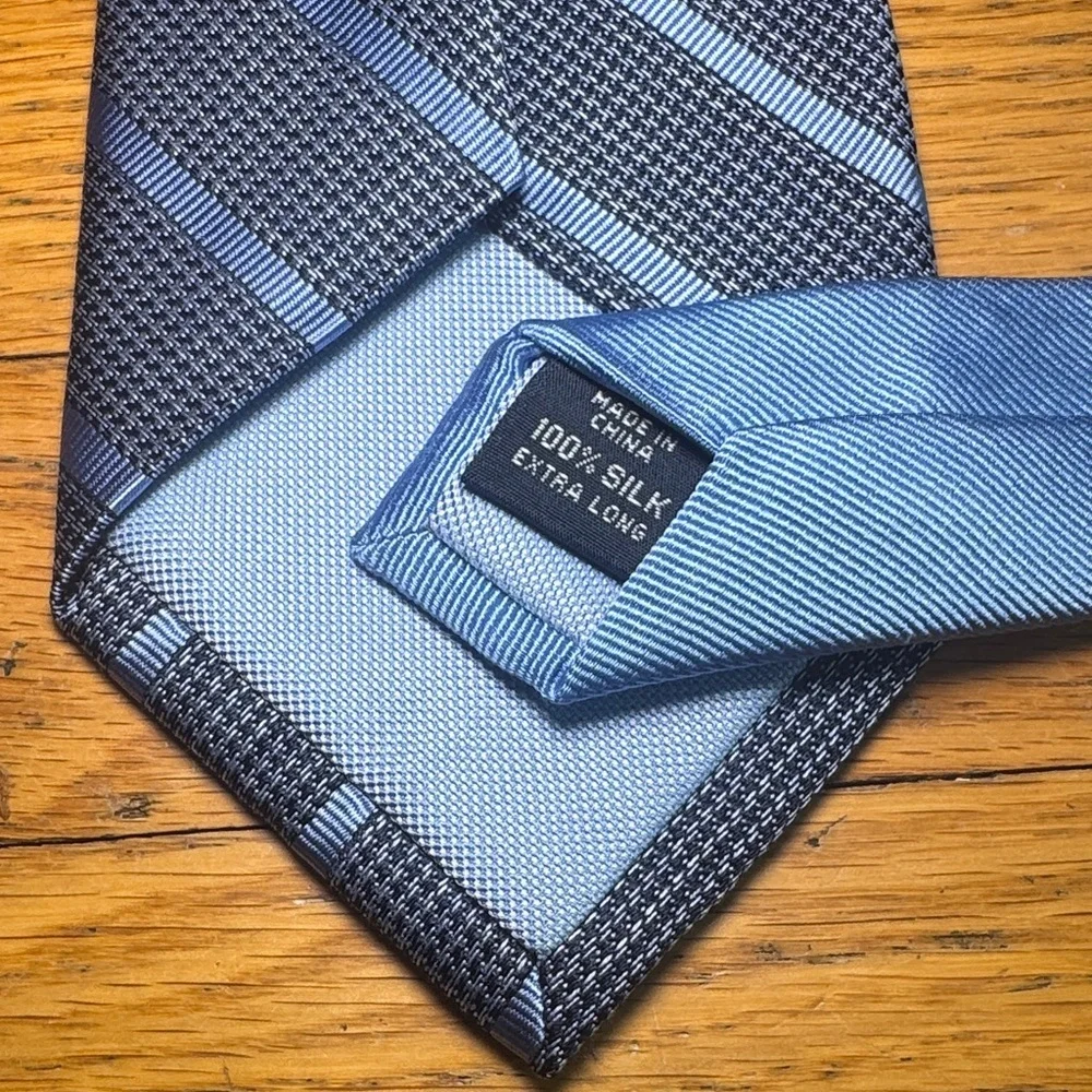 Tommy Hilfiger Blue Patterned Silk Tie